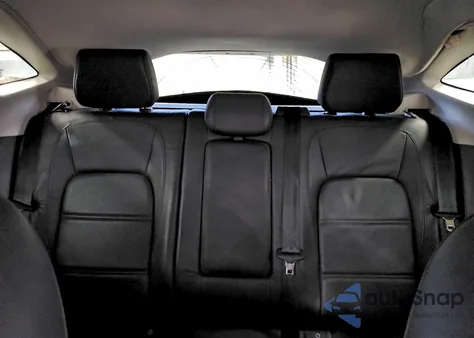 2019 Jaguar E-Pace Se z USA, uszkodzony, nr VIN SADFP2FX0K1Z43609